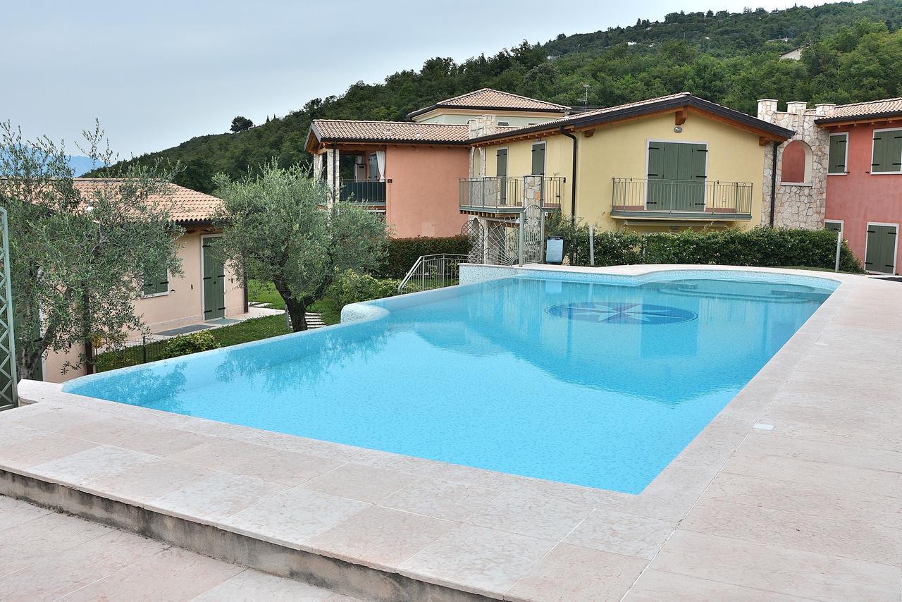Residenza Alle Torri With Pool Torri Del Benaco Luaran gambar