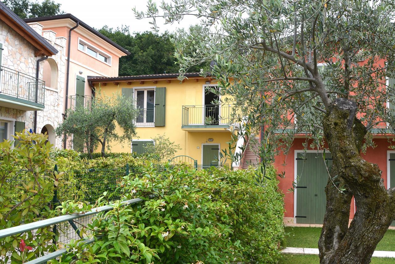Residenza Alle Torri With Pool Torri Del Benaco Luaran gambar